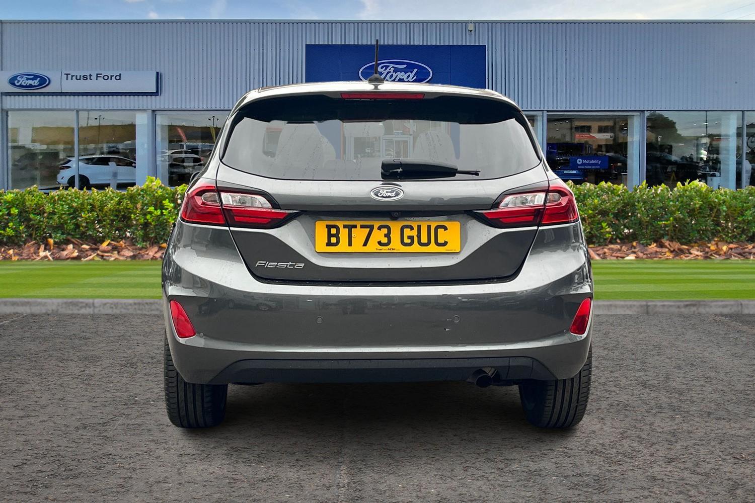 Ford FIESTA Photo 6