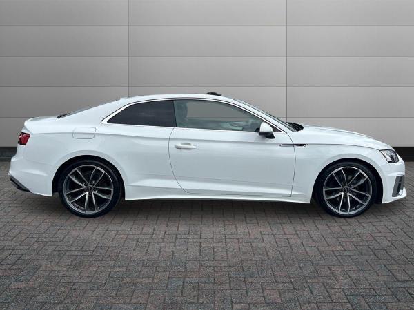 Audi A5 Photo autoimg-88527b0e685d651c16ae8afb9a8f47f30c5dbf1c.jpg