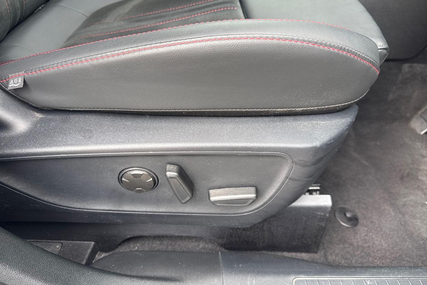 Ford KUGA Photo 36