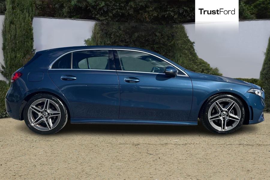 Mercedes-Benz A Class Photo autoimg-88566f998bbb4157c862b869e6e1de133c90a95c.jpg