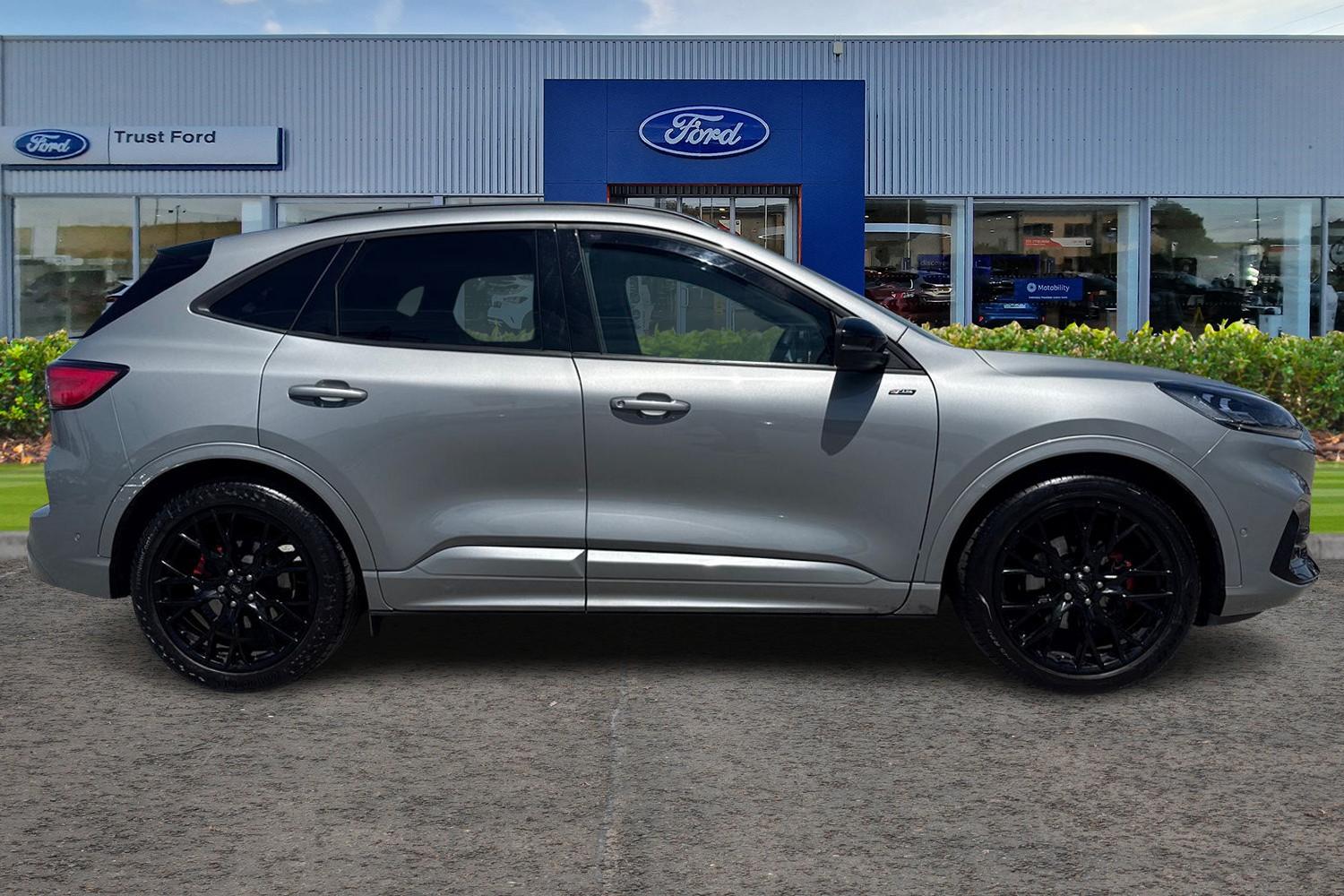 Ford Kuga Photo 2