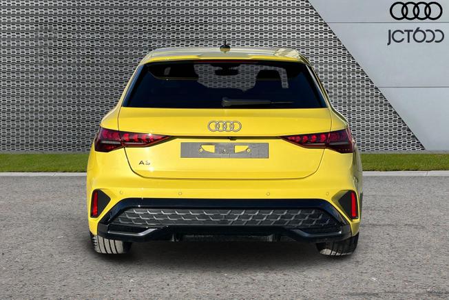 AUDI  A3 Sportback Photo 7