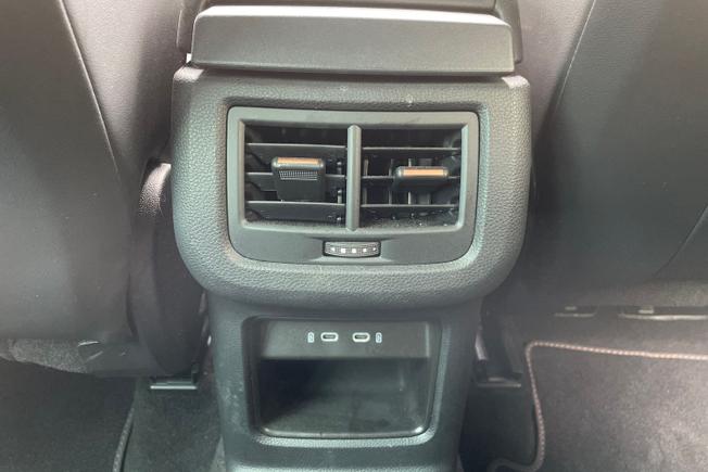 CUPRA Ateca Photo 39
