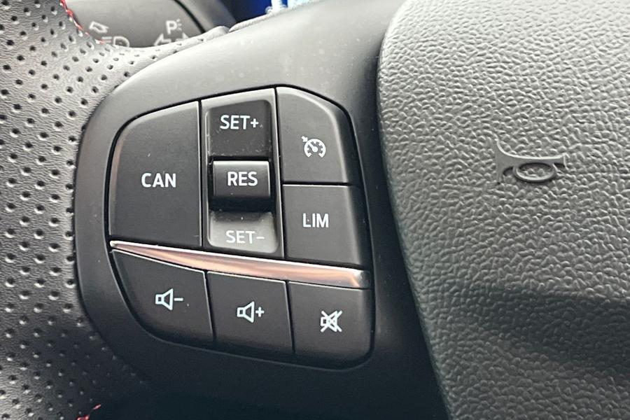 Ford Puma Photo autoimg-8861bf66d9261913d1cfd48239695b51d2783107.jpg