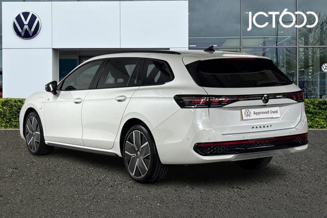 Volkswagen Passat Photo 3