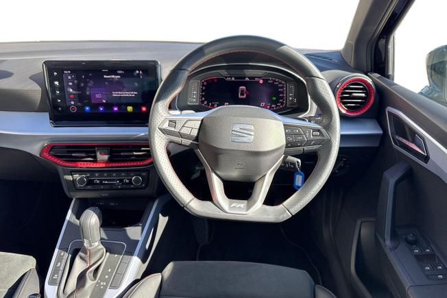 SEAT Arona Photo 11