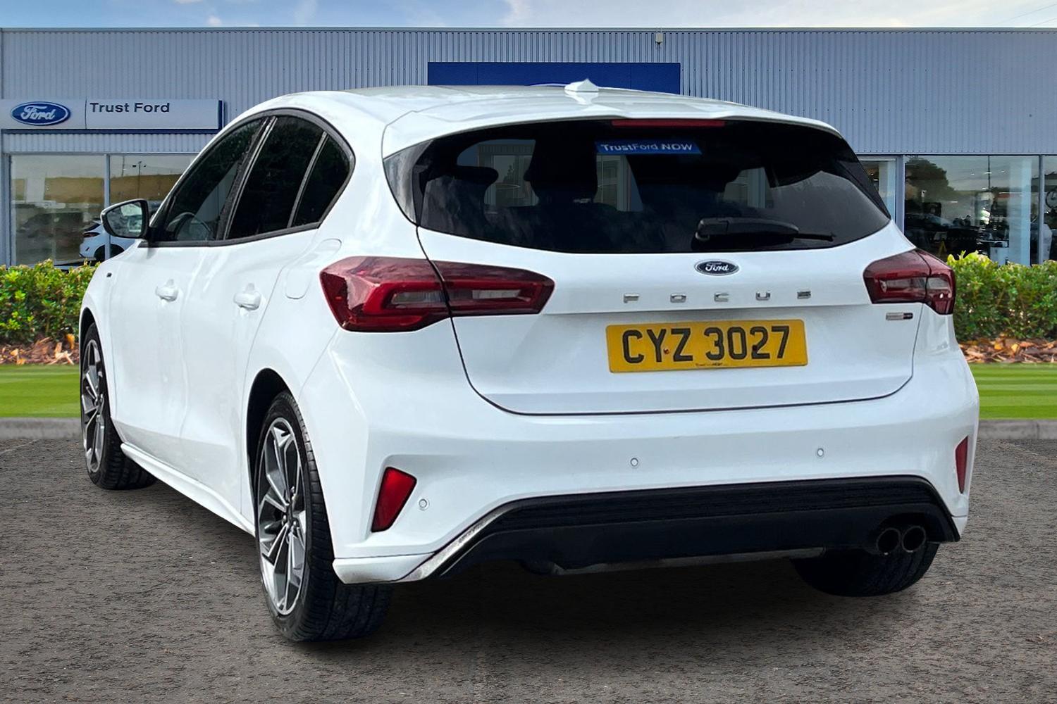 Ford FOCUS Photo 1
