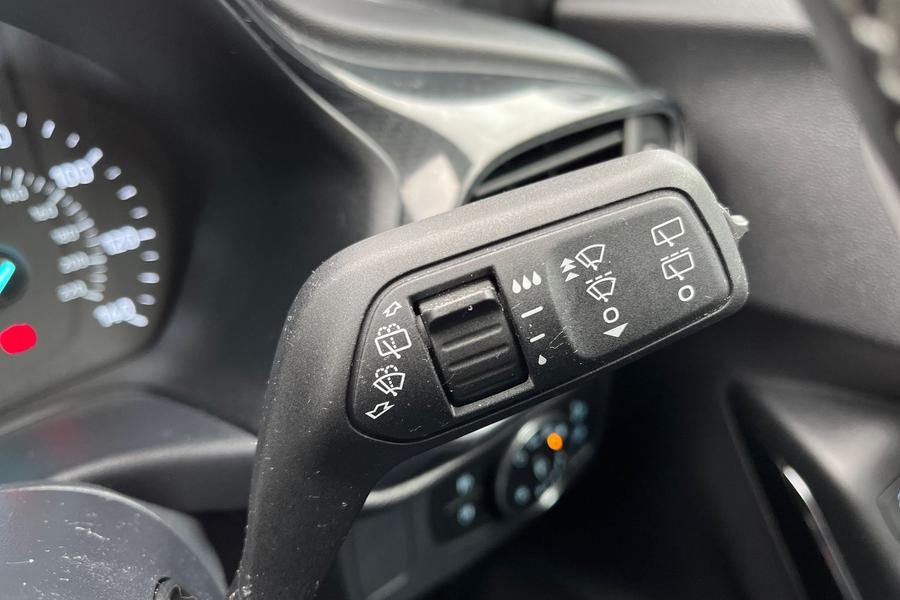 Ford PUMA Photo autoimg-886c98b0016443497baba64effd27339a0b2a0c2.jpg