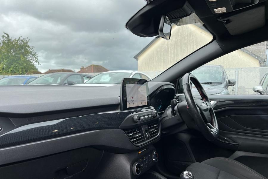 Ford FOCUS Photo autoimg-886d1ac10a4ff56498ab1474c1eff697b2d1318d.jpg