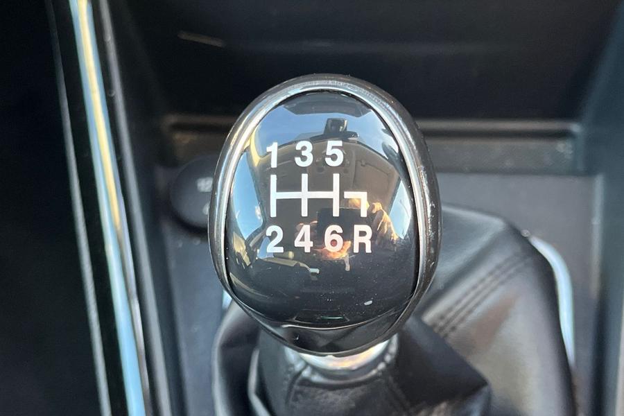 Ford EcoSport Photo autoimg-886e24608572d30d8138e0d1ab5d0c0dc8515b52.jpg