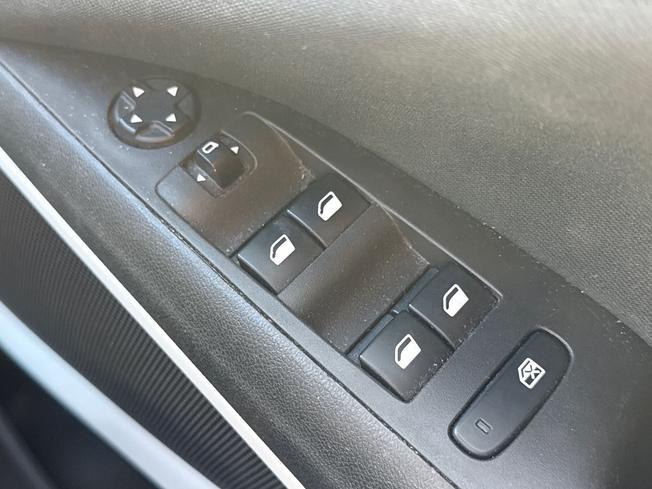 VAUXHALL Crossland X Photo 21