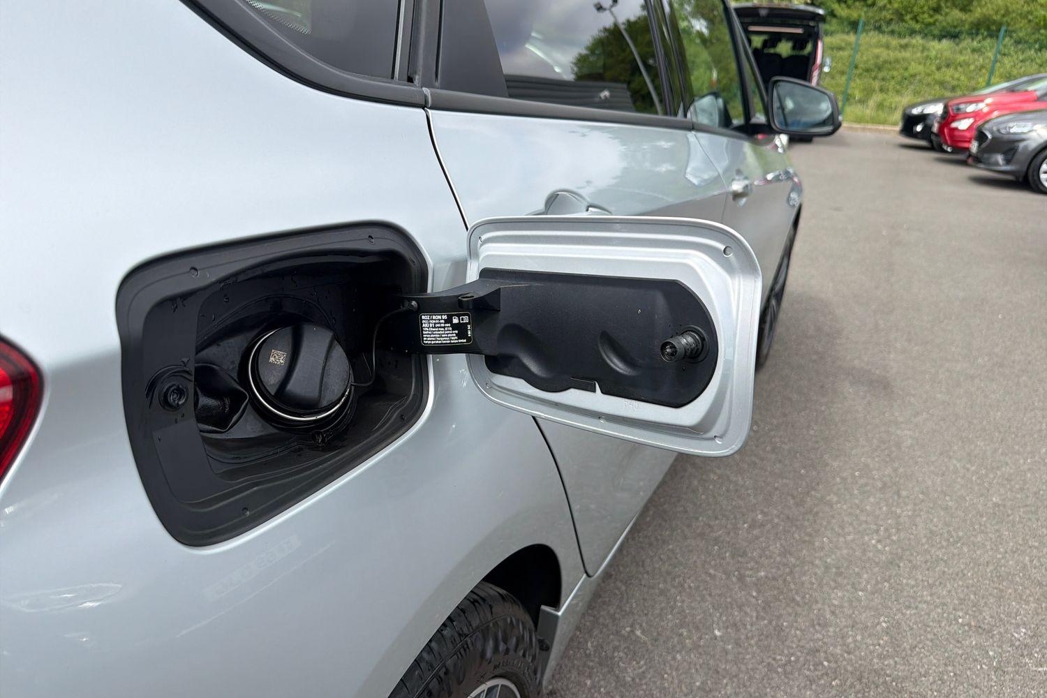 BMW 2 SERIES Photo 27