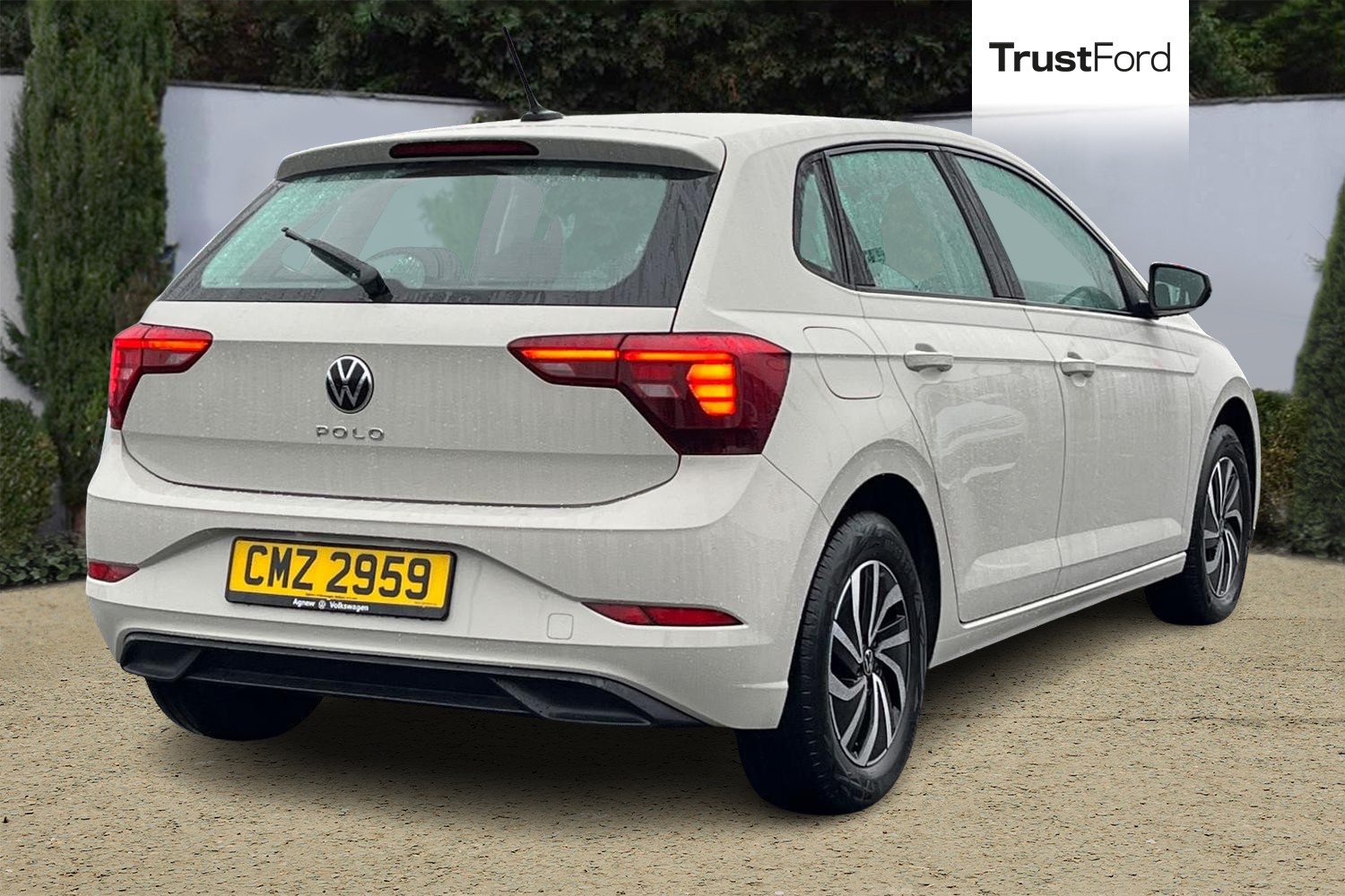 Volkswagen POLO Photo 3