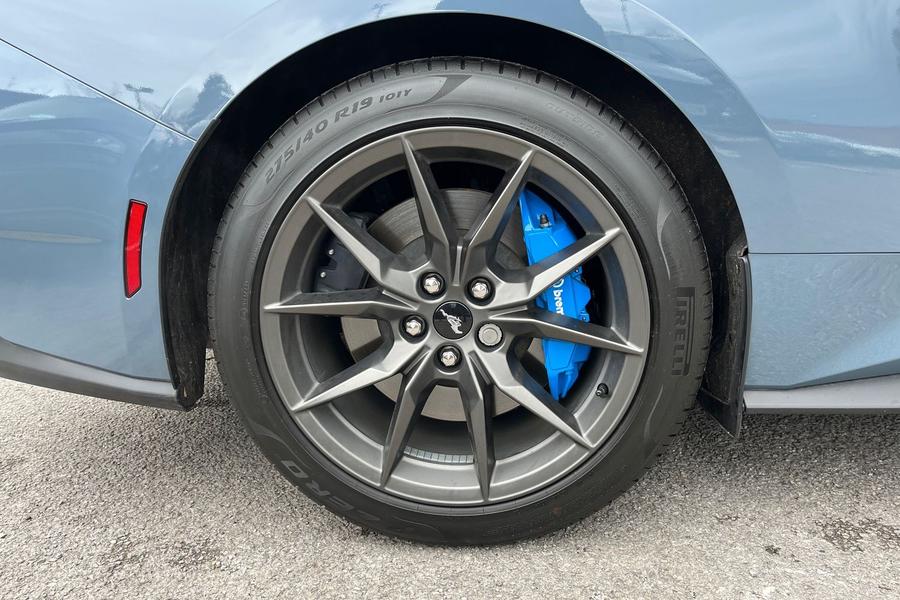 Ford Mustang Photo autoimg-887415da504902b51d2f02f4d571c52b250ca10e.jpg