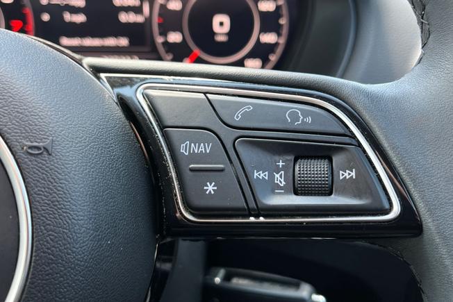 AUDI Q2 Photo 17