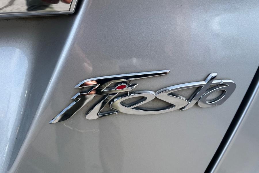 Ford FIESTA Photo autoimg-88777f52f0ac2c6f8572c3601714edc13a37c4fa.jpg