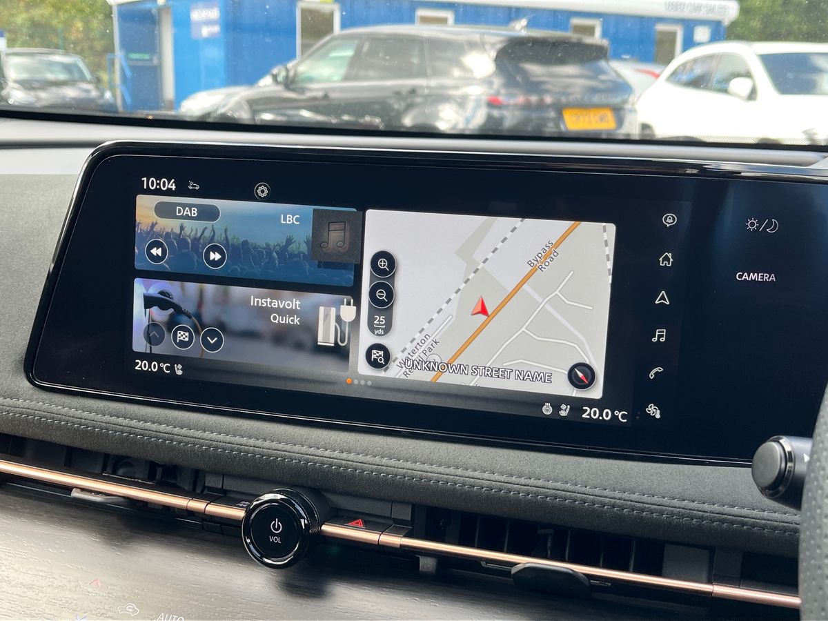 Nissan ARIYA Photo 10