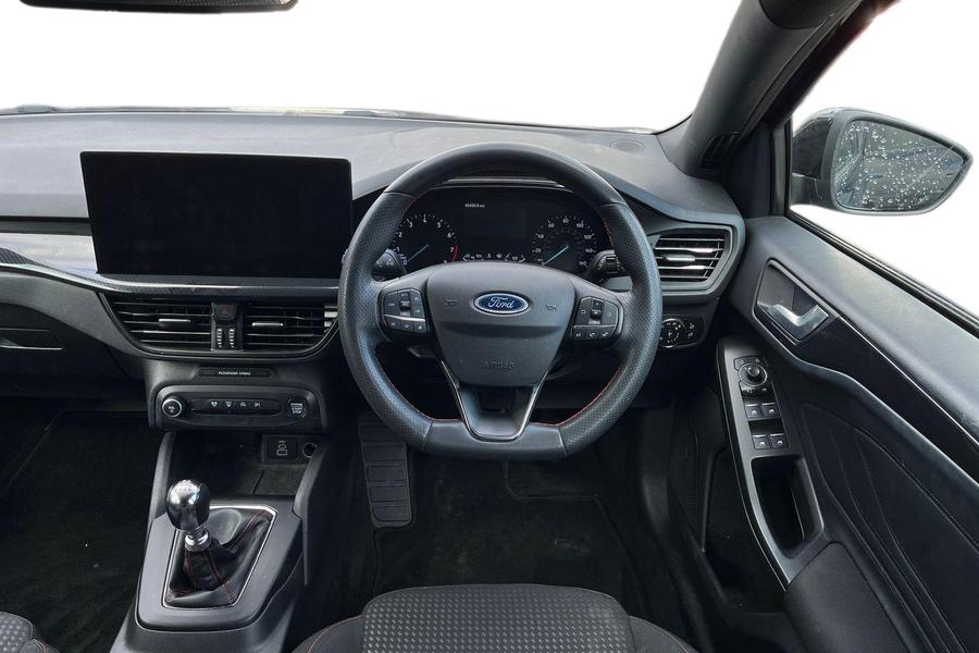 Ford Focus Photo autoimg-887cdf97a2c0f4f0dab507509e7b54e0912b1521.jpg