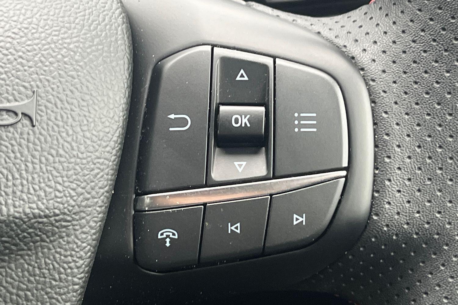 Ford KUGA Photo 23