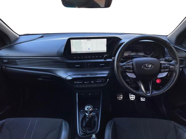 HYUNDAI i20 Photo 10