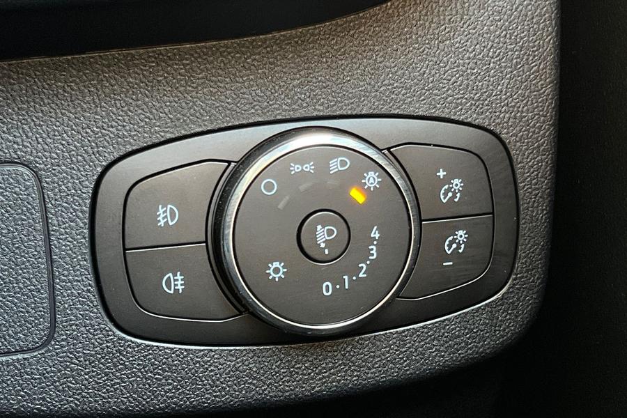 Ford PUMA Photo autoimg-887fd79641d9319aeeb7e648088e13cb5c1054cc.jpg