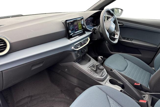 SEAT Arona Photo 2