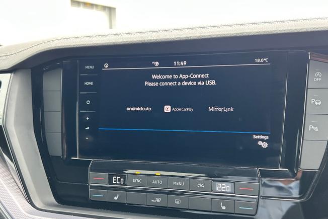 VOLKSWAGEN Touareg Photo 39