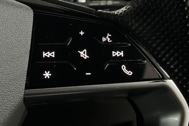 AUDI Q4 E-Tron Photo 17