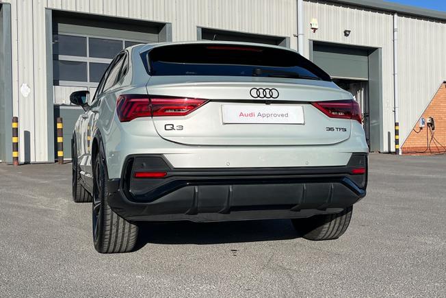 AUDI Q3 Photo 28