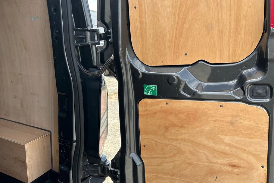 Used Ford TRANSIT CUSTOM PX74XMF 27
