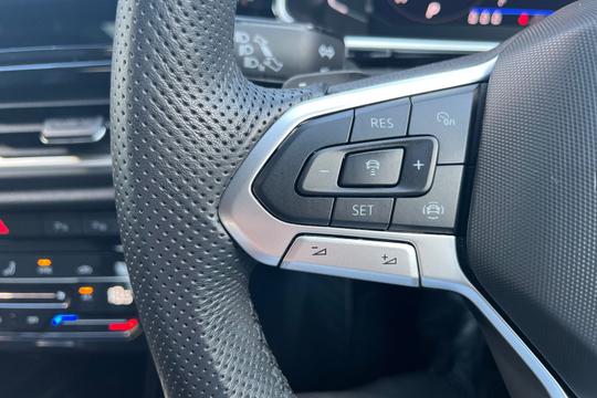 Volkswagen T-roc Photo autoimg-88888ae2a9f9c29c45df12e2ceb59dfd1847440b.jpg