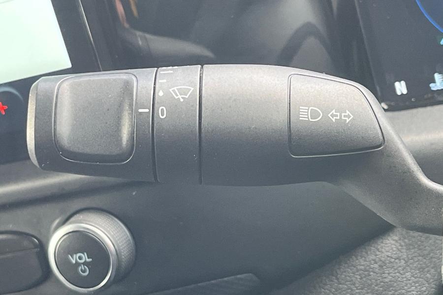 Ford TRANSIT CUSTOM Photo autoimg-8888a1d05cbb3a48210ffc2d44998b5b81e38163.jpg