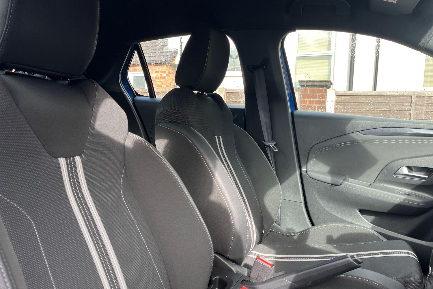 Vauxhall CORSA Photo 16