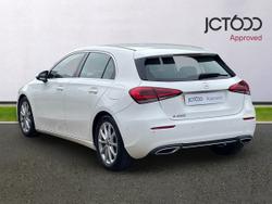 MERCEDES-BENZ A Class Photo 3