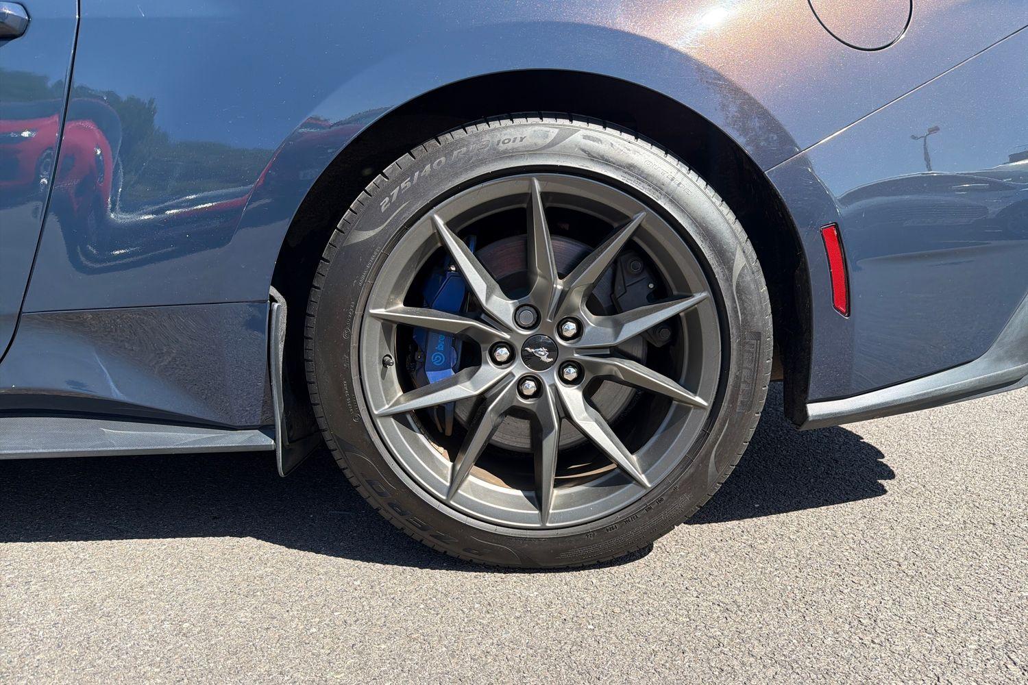 Ford MUSTANG Photo 7