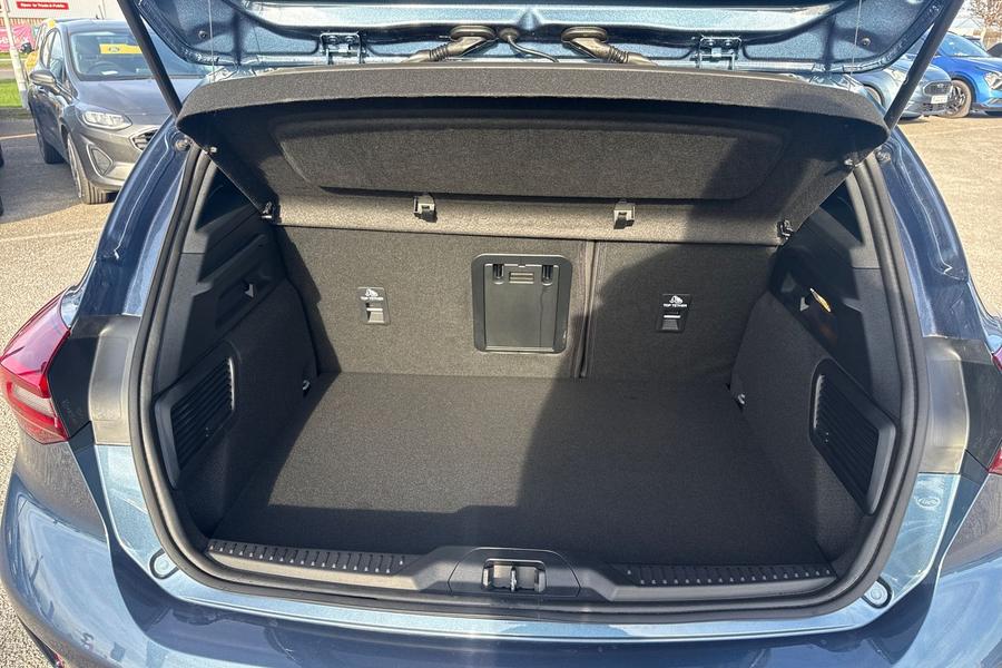 Ford FOCUS Photo autoimg-888b1a57f0200655aa0ddadc6cc6895f52ccf9c5.jpg