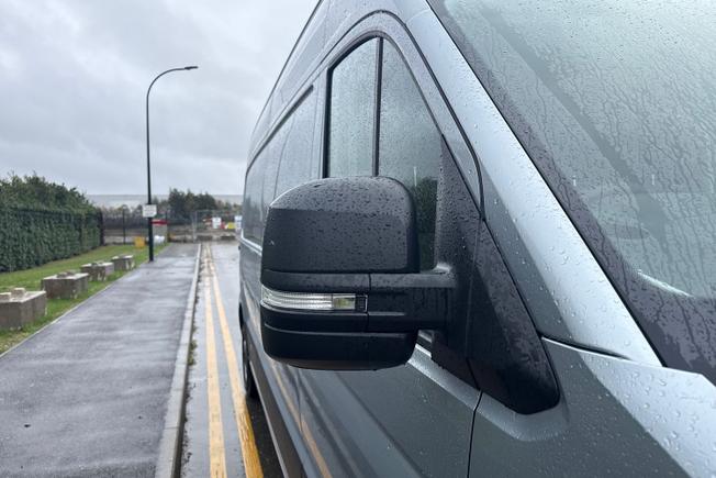 VOLKSWAGEN CRAFTER Photo 20