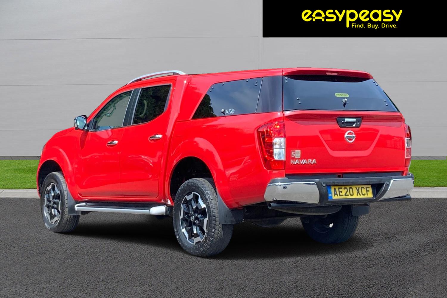 NISSAN NAVARA Photo 1