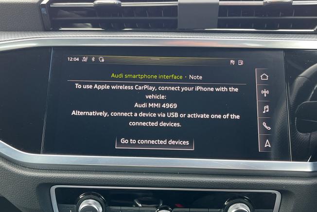 AUDI Q3 Photo 24
