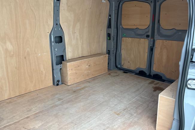 Volkswagen Transporter Photo 9