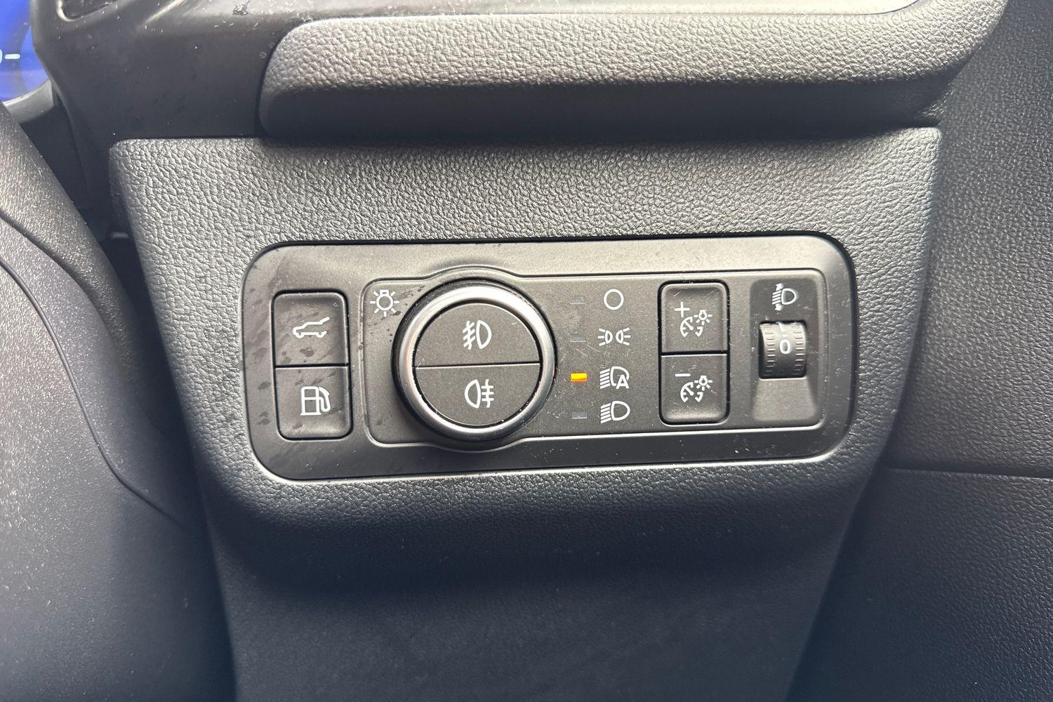 Ford KUGA Photo 33