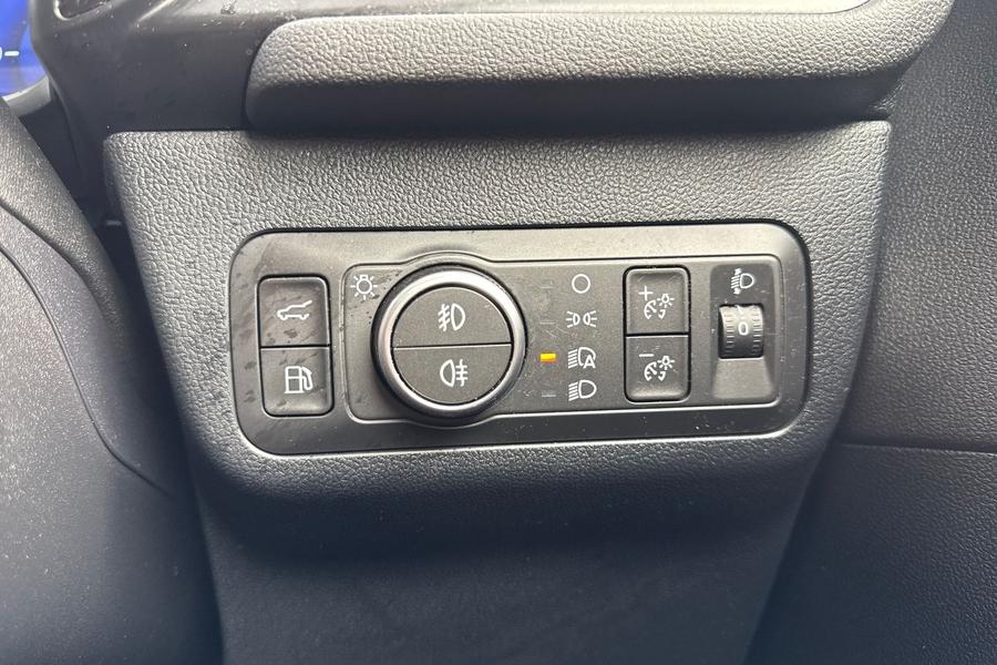 Ford KUGA Photo autoimg-889949142fa59c77473dcaeda62ac0b586d3967c.jpg