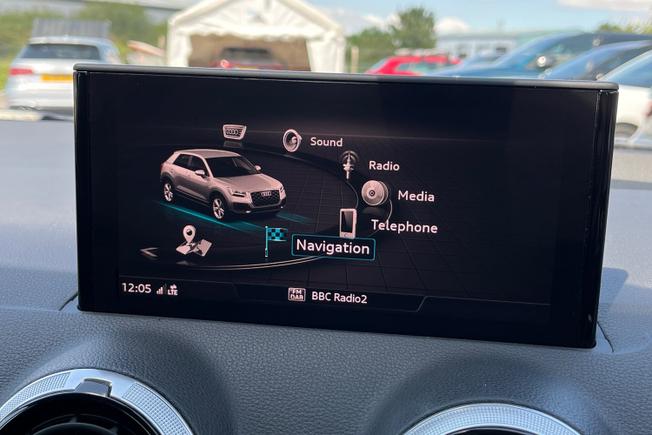 AUDI Q2 Photo 13