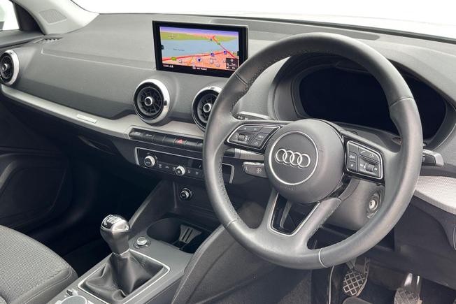 AUDI Q2 Photo 6