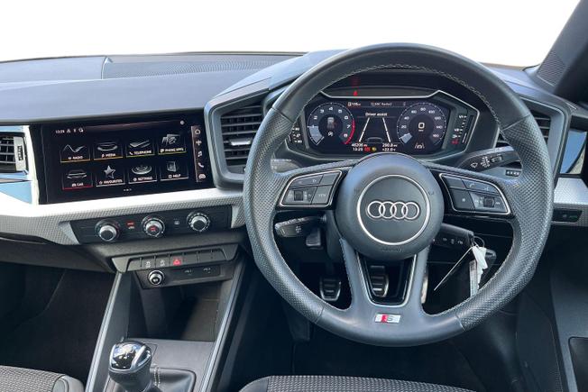 Audi A1 Photo 11