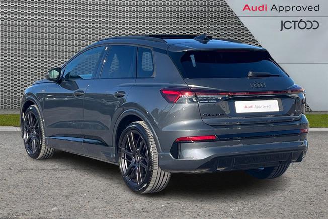 Audi Q4 Photo 3