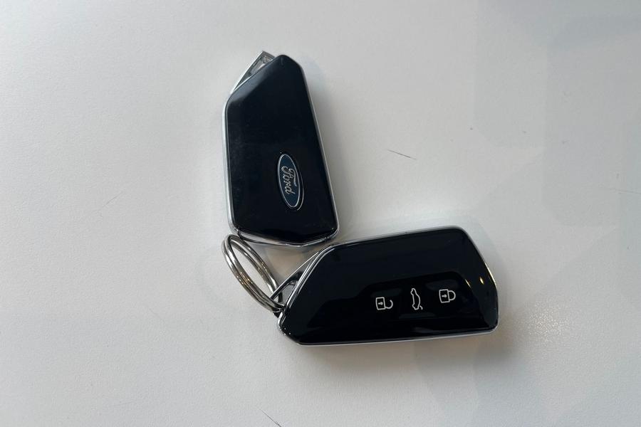 Ford Explorer Photo autoimg-88a95686a69deff425411b5e921abfe85a69405b.jpg