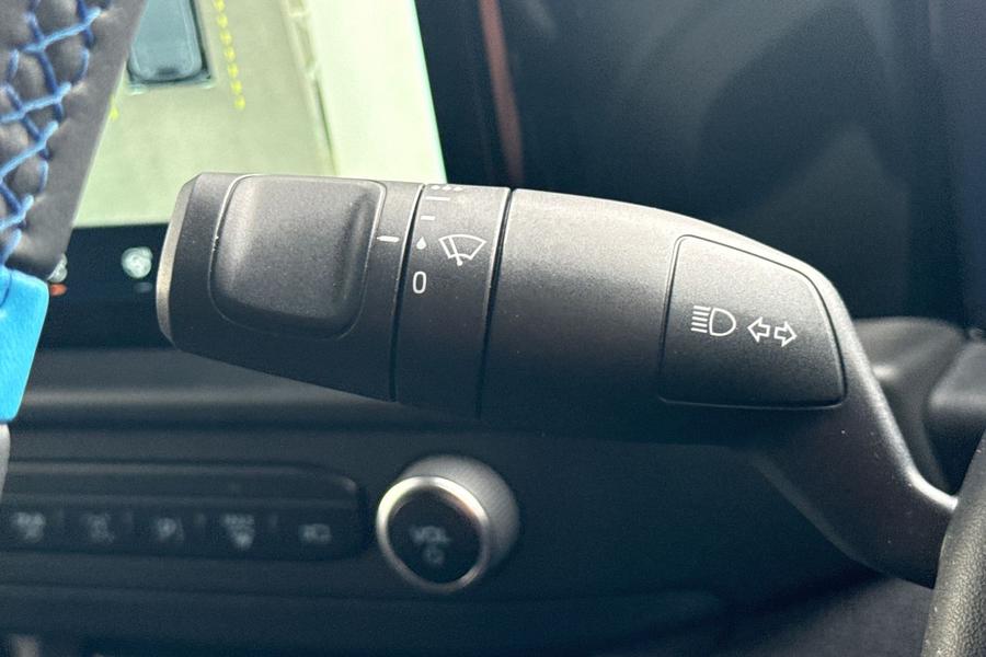 Ford TRANSIT CUSTOM Photo autoimg-88a9bdd76b8babbc7e4976800a4a0cff4b40d265.jpg