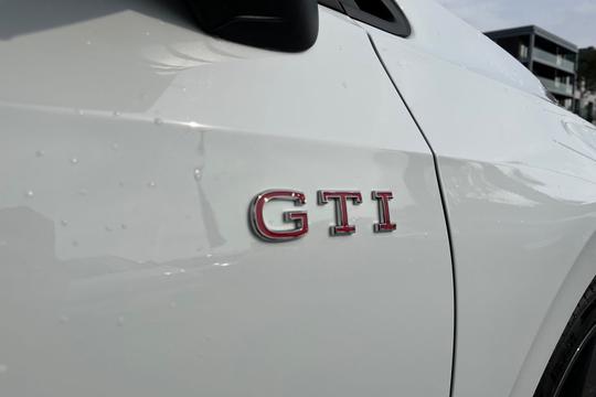 Volkswagen Golf Photo autoimg-88aa09da29a764e4e5db59e9dfd29cd8cf22c4be.jpg