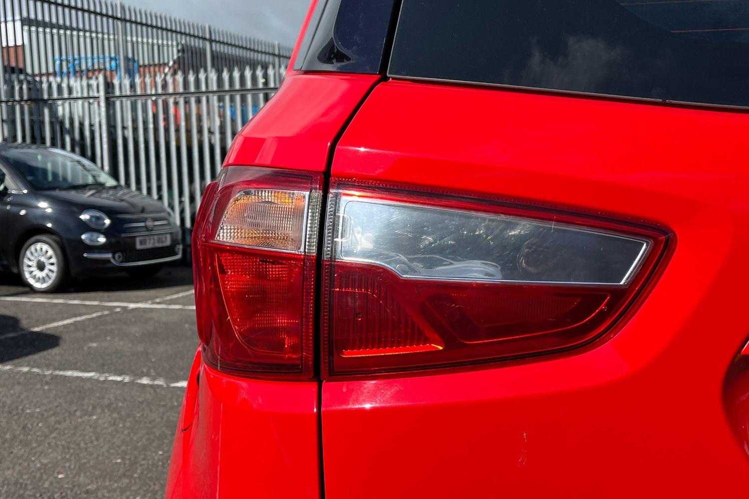 Ford ECOSPORT Photo 38